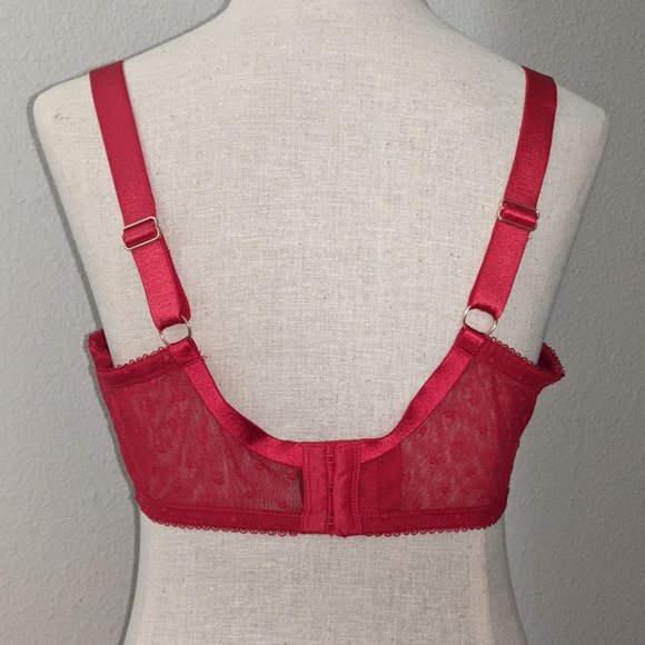 Red Unlined Lace Bra, 38C - Picture 4 of 4
